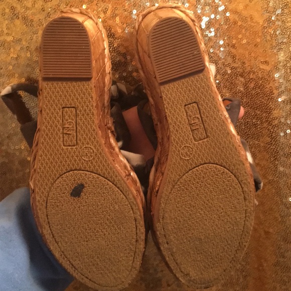 New Directions Tie Dye Espadrilles size 7.5 - Picture 5 of 8